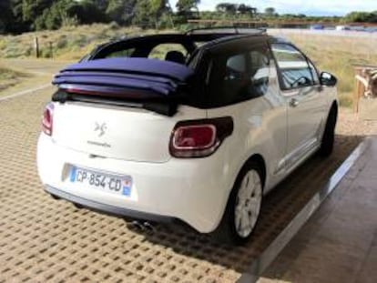 Versin cabrio del modelo urbano DS3 de Citroen. EFE/Archivo