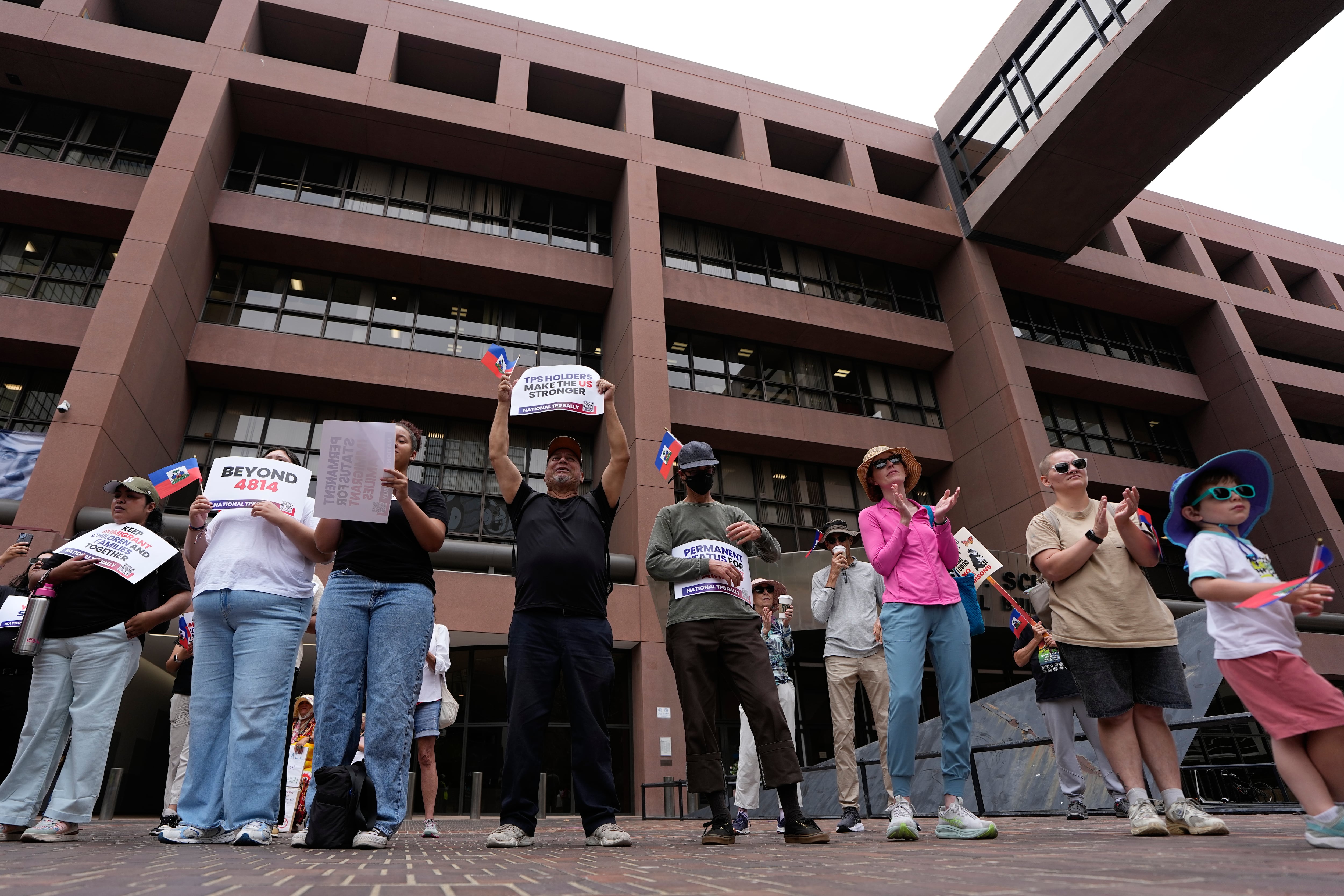 Haití anticipa un aumento en los vuelos de deportación desde Estados Unidos tras el fin del TPS