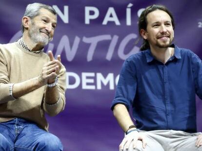 Julio Rodr&iacute;guez y Pablo Iglesias, en el mitin de Zaragoza.