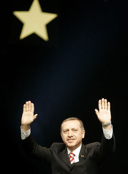 El primer ministro turco, Tayyip Erdogan, en Colonia.