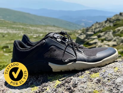 Artículo de EL PAÍS Escaparate sobre una comparativa de zapatillas barefoot.