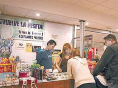 La peseta mantiene su capacidad para seducir a los clientes