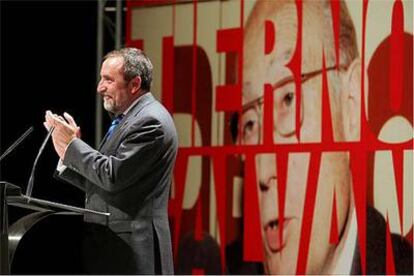 Juan Barranco, senador del PSOE, en el homenaje al que fue alcalde de Madrid Enrique Tierno Galván, en el 20º aniversario de su muerte.
