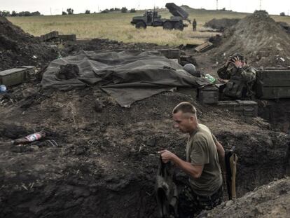 Soldados ucranios cerca de Shchastya, en la región de Lugansk, el 18 de agosto