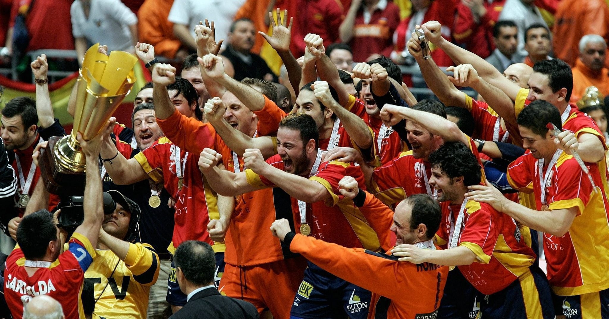 20 años del primer oro del balonmano español: “Mateo Garralda y David Barrufet tenían a todos cuadrados”