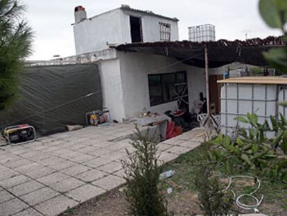 La casa del Camino de la Veredilla, en Chinchón (Madrid), donde se fabricaron las bombas del 11-M.
