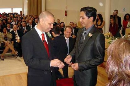 Rubén Fernández-Casar, a la izquierda, y Richard Quintana, durante la ceremonia.