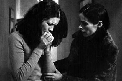 Isabel Mestres y Geraldine Chaplin, en una imagen de <i>Elisa, vida mía.</i>