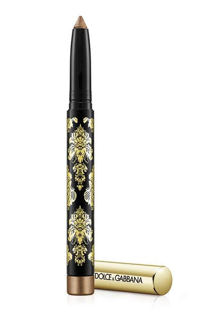 También las sombras de ojo aumentan sus horas en los párpados. Intenseyes Creamy Eyeshadow Stick de Dolce & Gabbana (c. p. v.), en 12 tonos (de intensos a brillantes) mantiene la atención en la mirada hasta 11 horas.