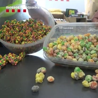 Golosinas con cannabis intervenidas por los Mossos d'Esquadra, en una imagen de archivo.