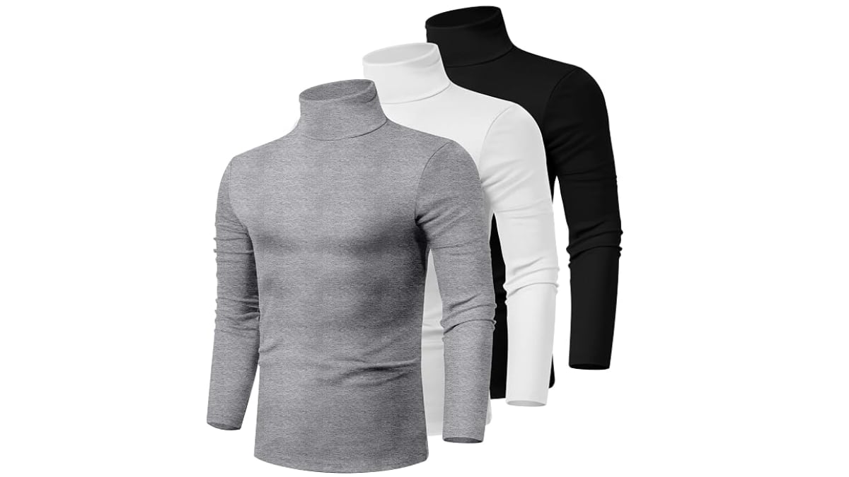 Lote de tres camisetas de manga larga con cuello alto.