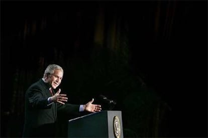 El presidente de Estados Unidos, George W. Bush, durante un discurso pronunciado ayer en la Casa Blanca.