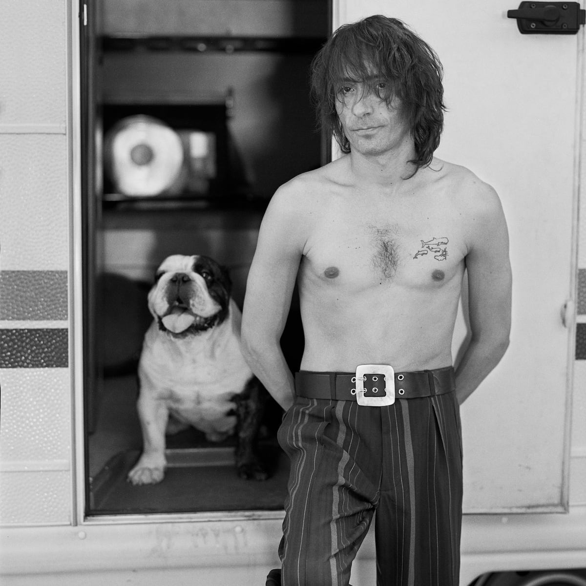 Infórmate con lo mejor del acontecer mundial 🌎 y descubre las historias de  latinos que están haciendo historia 💪✨ 📖 Orgullo Latino es tu revista  digital gratuita. Descárgala con solo un clic, image size:1200x1200