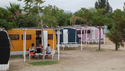 Ambiente en un camping de Tarragona.