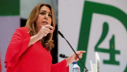 Susana D&iacute;az interviene en el acto conmemorativo del 40 aniversario del 4-D en Torremolinos.