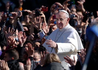 Muere Francisco, el Papa que llegó del fin del mundo
