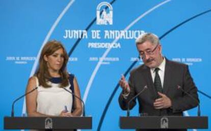 El consejero de Economía de Andalucía, Antonio Ávila, y la consejera de la Presidencia, Susana Díaz. EFE/Archivo