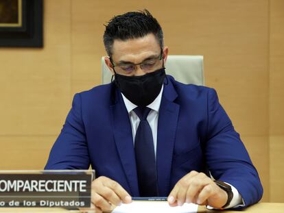 Sergio Ríos, exchófer del extesorero del PP Luis Bárcenas, durante su comparecencia este jueves en el Congreso ante la comisión Kitchen.