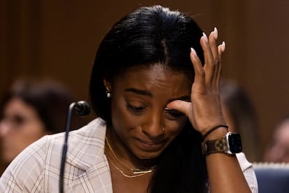 A ginasta Simone Biles, durante depoimento ao Senado dos EUA.