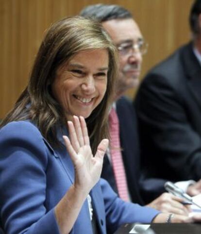 La ministra de Sanidad, Ana Mato, en el Congreso de los Diputados.