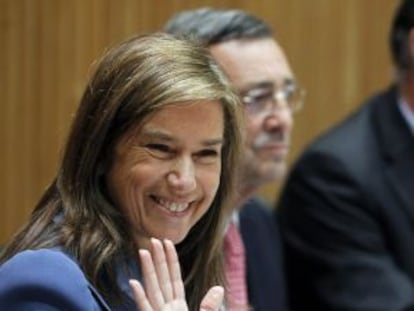 La ministra de Sanidad, Ana Mato, en el Congreso de los Diputados.