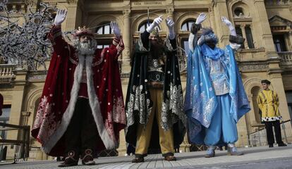 Llegada de los Reyes Magos al Ayuntamiento de San Sebastian