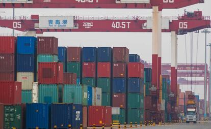 Contenedores en el puerto de Qingdao, en la provincia de Sandong, frente a la costa de Corea. 