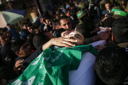 Funeral de Ziad al-Howajri, uno de los miembros de las fuerzas de seguridad de Hamas, en Gaza.