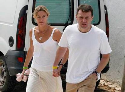 Kate y Gerry McCann, padres de Madeleine, la niña desaparecida en Portugal.