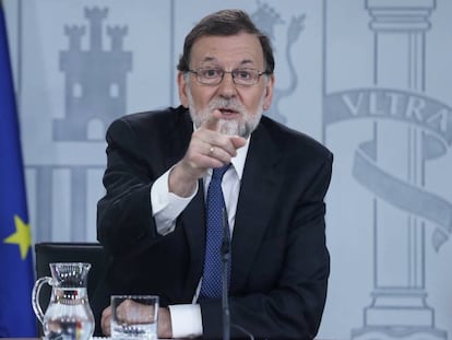 Rueda de prensa del presidente del Gobierno, Mariano Rajoy, en el Complejo de la Moncloa.