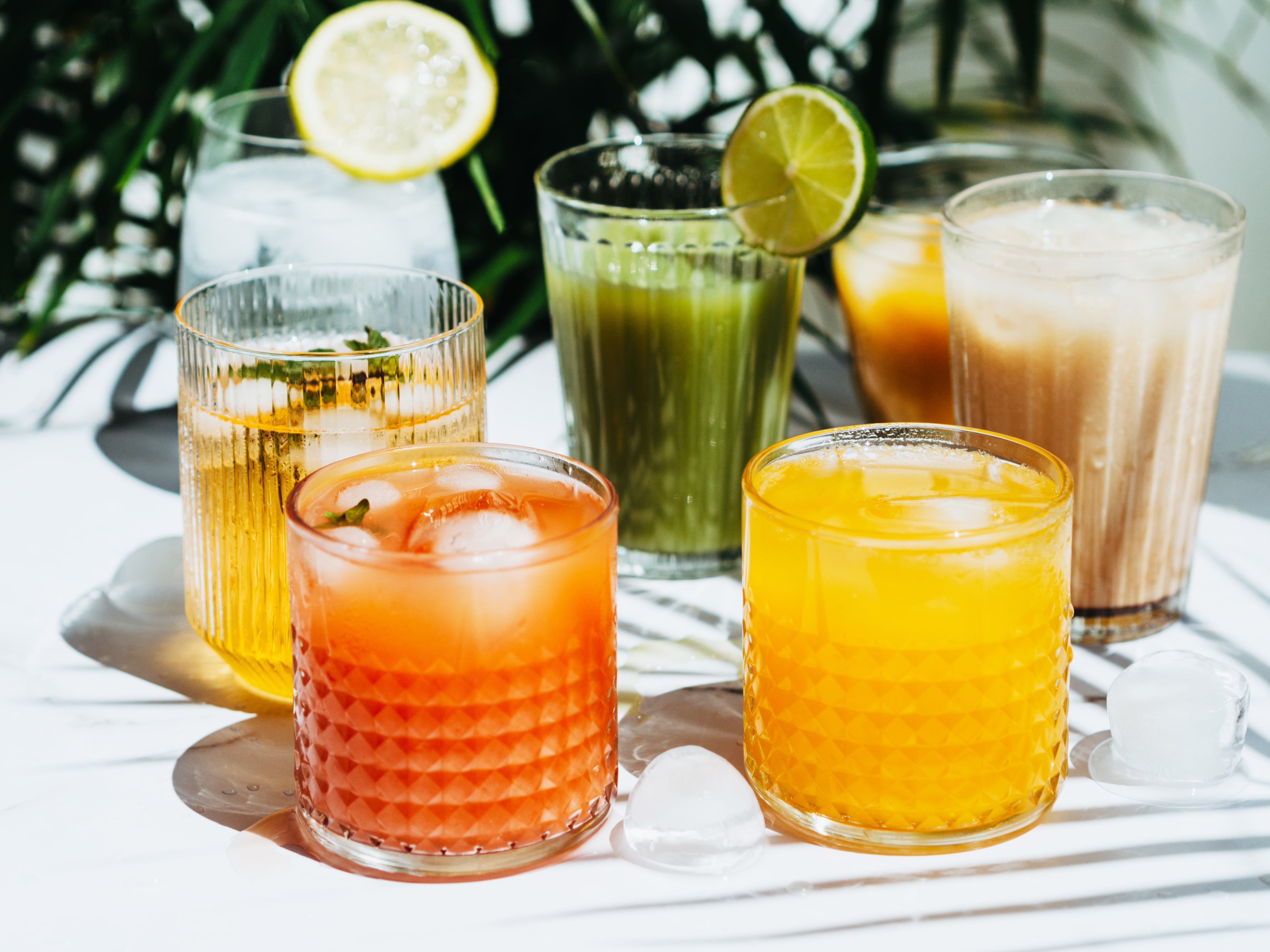 Ocho bebidas sin alcohol que se pueden preparar en casa para refrescarse