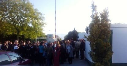 Protesta de funcionarios en el acceso a la c&aacute;rcel de Picassent.