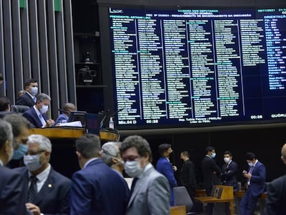 Sessão da Câmara nesta terça-feira.