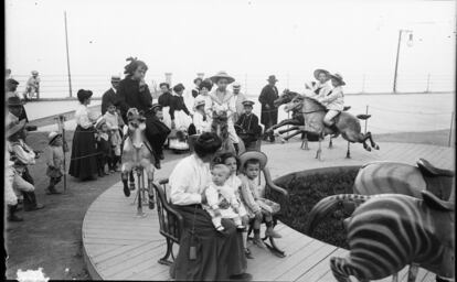 Parque de atracciones de Tibidabo (Barcelona, 1910-1915).