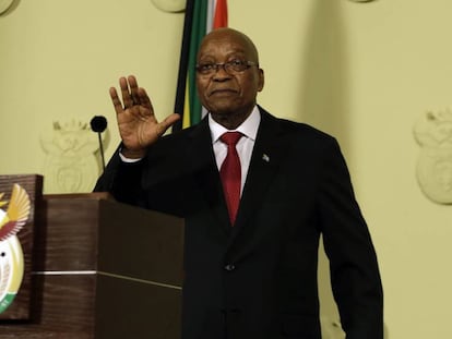 O presidente da África do Sul, Jacob Zuma, anuncia sua renúncia.