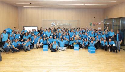 Voluntariado CaixaBank, con 14.000 miembros activos, organizó en un año más de 20.000 actividades solidarias. Destacan las relacionadas con la educación, la digitalización y la lucha contra el cambio climático.