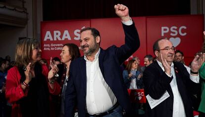 Núria Marín, Sílvia Paneque, José Luis Ábalos y Miquel Iceta, en el mitin.