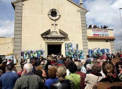 Imagen de la iglesia de San Carlos Borromeo, ayer por la mañana.