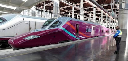 Uno de los trenes Avlo de Renfe.