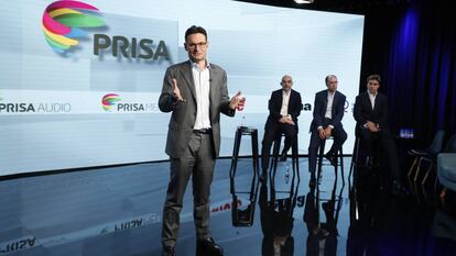 El presidente de PRISA, Joseph Oughourlian, y los miembros de la dirección, en la presentación del Plan Estratégico.