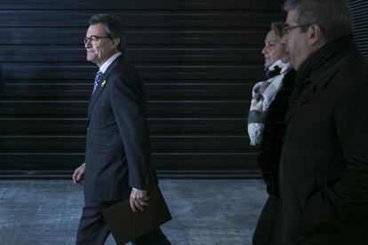 Artur Mas tras anunciar en una rueda de prensa en la sede del PDeCat su dimisión de la presidencia del partido, el 9 de enero de 2018.