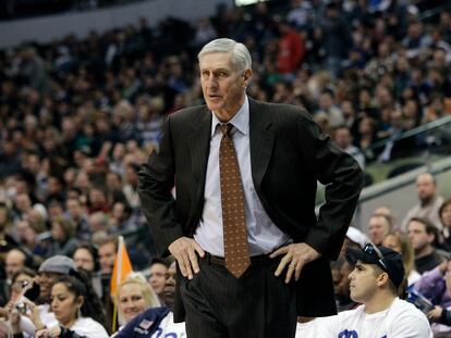 Jerry Sloan, en un partido con Utah Jazz en 2010.