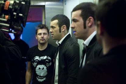 Kike Maíllo y Mario Casas, en el rodaje de 'Toro'.