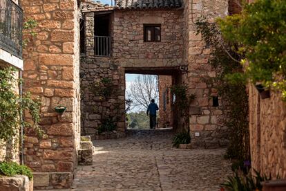 Pueblo de Siurana en la provincia de Tarragona con habitantes confinados.