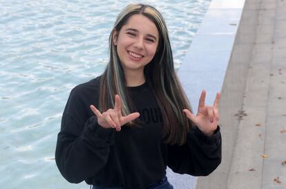 Nahia García, estudiante de segundo curso de la ESO, este viernes en el instituto Lakua de Vitoria.