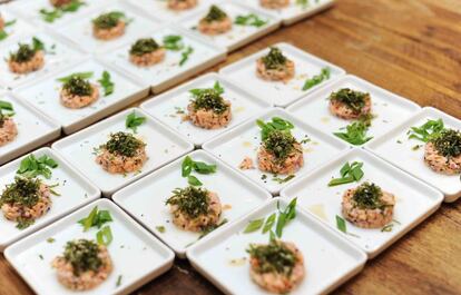 Tartar de salmão do chef Leo Prieto.