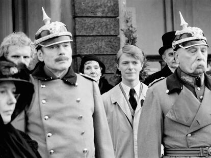 David Bowie, en el rodaje de la película 'Just a gigolo', que protagonizó, rodada en Berlín en 1978.