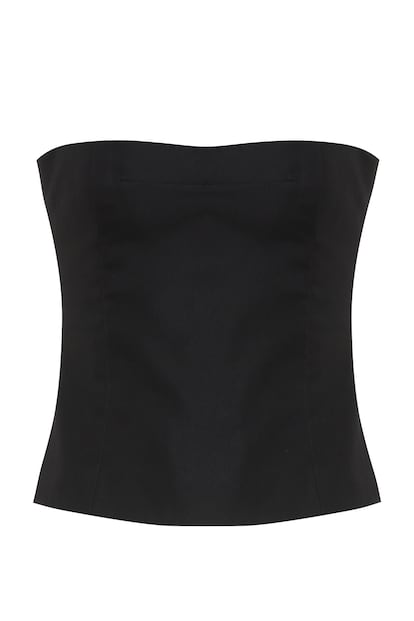 La alternativa más minimalista, en algodón, de Khaite (630 euros en MyTheresa.com).