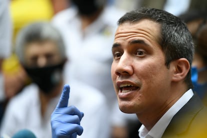 Juan Guaidó, durante un acto en la sede del partido Acción Democrática.