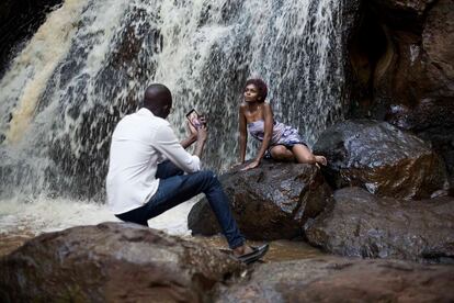 Una pareja en el Karura Forest.